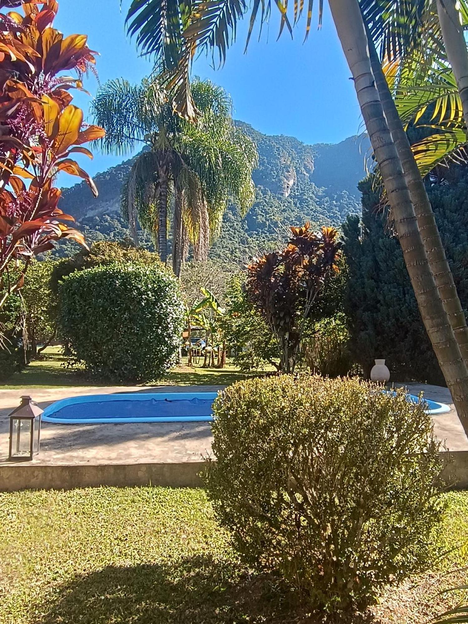 Entrevistas Chales E Suites Sao Bento do Sapucai Bagian luar foto